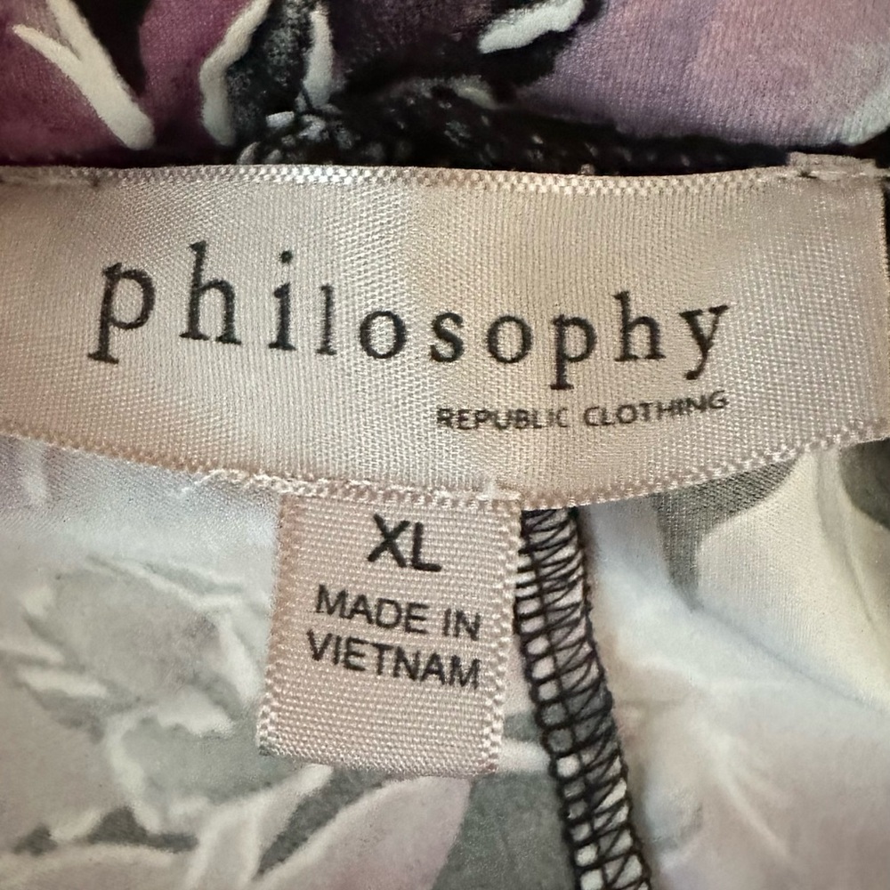 Philosophy XL elastic waist black floral skirt - Picture 3 of 5